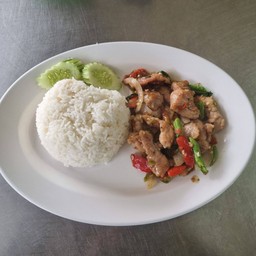 ผัดขี้เมาราดข้าว