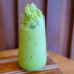 ชาเขียวนมปั่น