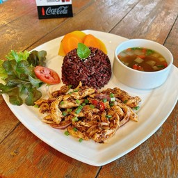 ข้าวยำไก่แซ่บ