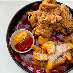 ไก่ทอดและมันฝรั่งทอด