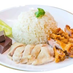 ข้าวมันไก่ ข้าวหมูกรอบ อร่อย เวอร์