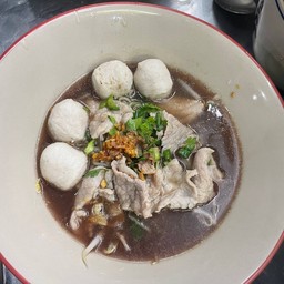 ก๋วยเตี๋ยวโกเด้ง โอ๋เอ๋ 1