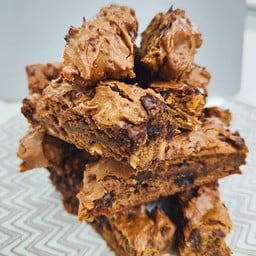 ม็อคค่าอัลมอนด์บิสคอตติ