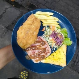 สเต็กแฮม+สเต็กปลา