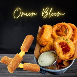 Onion Blooming (Onion Ring + 2 Cheese Stick
