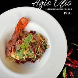 Bacon Chilli Pasta (เบค่อนพริกแห้งพาสต้า)