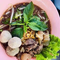 ร้านข้าวมันไก่ ทรงโจร