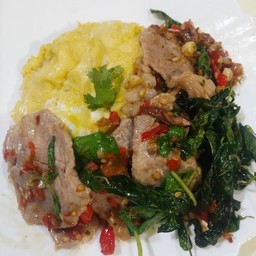 กะเพรากรอบ ไข่ข้น ซ.หลังวัดหนามแดง บางพลี