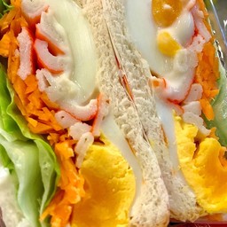 แซนด์วิชคอนโด