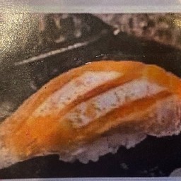 ข้าวปั้นทองปลาแซลมอน