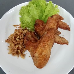 ข้าวหน้าไก่ต้มน้ำปลา สามใบเถา 1