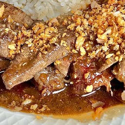 ตับหมูผัดกระเทียม ( กับข้าว )