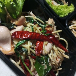 สปาพริกแห้งใส้กรอกหนังกรอบ