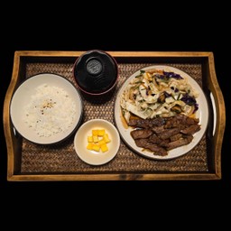 เซทข้าวเนื้อผัดยากินิกุ