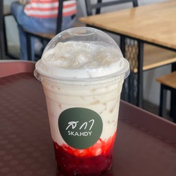 นมสดสตอเบอร์รี่