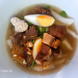 ก๋วยจั๊บ ไม่ใส่เครื่องใน น้ำใส (ธรรมดา)