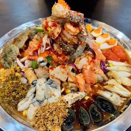 โคตรยำทะเลไข่