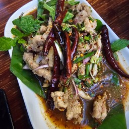 น้ำตกเนื้อ