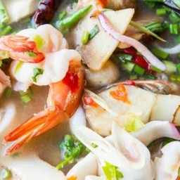 ต้มยำโป๊ะแตก