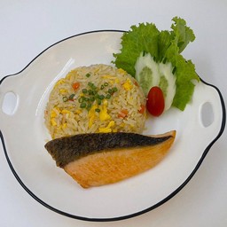 ข้าวผัดคุณหนู