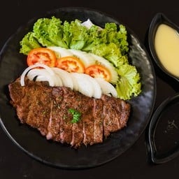สลัดเนื้อสัน