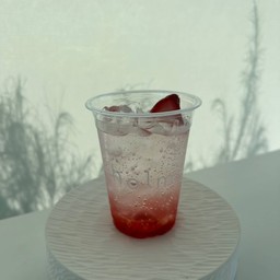 STRAWBERRY SODA