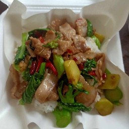 ข้าวกะเพรางุบงับ (ส้มตำเลียศอก)