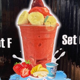 สตอเบอรี่กล้วย