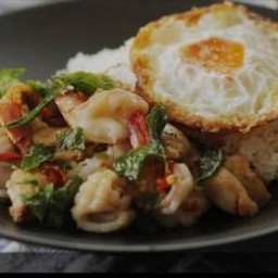 ข้าวผัดกระเพราซีฟู้ด