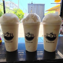 สมูทตี้มะพร้าวนมสด