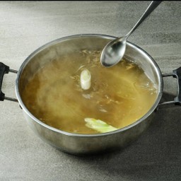 น้ำใสปลาย่าง