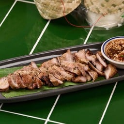 สันคอหมูย่างพริกไทยดำ