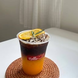 อเมริกาโน่ น้ำส้ม