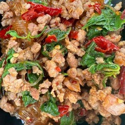 กระเพราวุ้นเส้น( เป็นกับ)