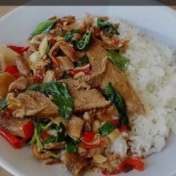 กระเพราเนื้อเป็ด