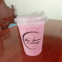 นมชมพูเย็น