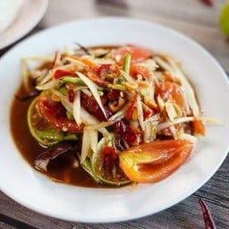 Korat-Style Papaya Salad (With Crab, Without Fermented Fish)