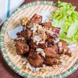 ซี่โครงหมูทอดน้ำปลา