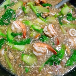 ราดหน้าทะล