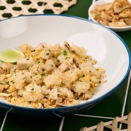ข้าวผัดข้าวเหนียว