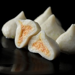 ลูกชิ้นไข่ปลาคริสตรัล