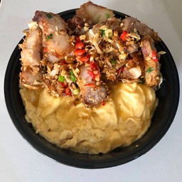 ข้าวไข่ข้น+หมูสามชั้นผัดพริกเกลือ