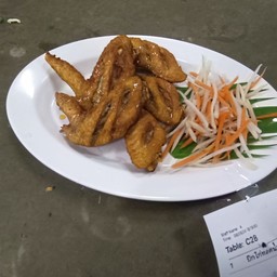 ปีกไก่ทอดน้ำปลา