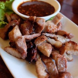 ราวนมหมูย่าง