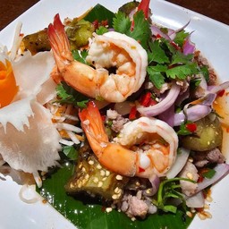 ยำมะเขือยาวกุ้งสุก