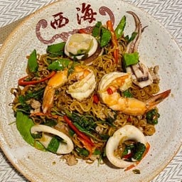 มาม่าผัดขี้เมาทะเล