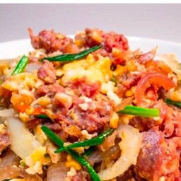 แหนมผัดไข่