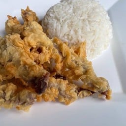 ข้าวโคขุนแดดเดียวทอดกรอบ