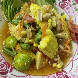 ตำข้าวโพดไข่เค็ม