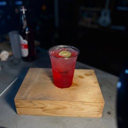 แดงมะนาวโซดา